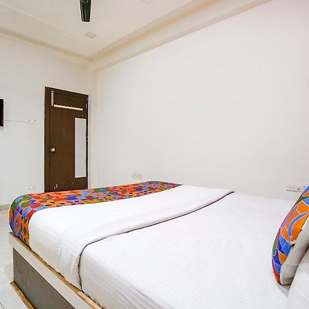Fabexpress Sai Lodging - Nashik Railway Station Deolāli Εξωτερικό φωτογραφία